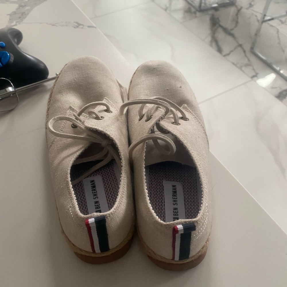 Mens shoes